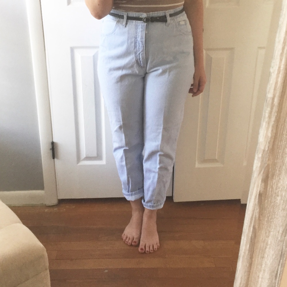 Vintage 90’s High Waisted Mom Jeans